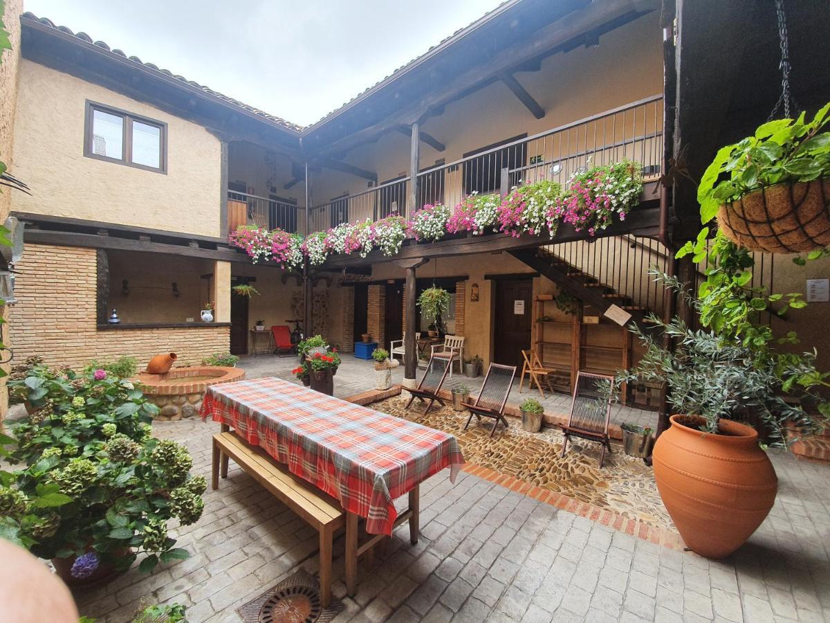 Albergue El Encanto Villares de Orbigo Exterior foto